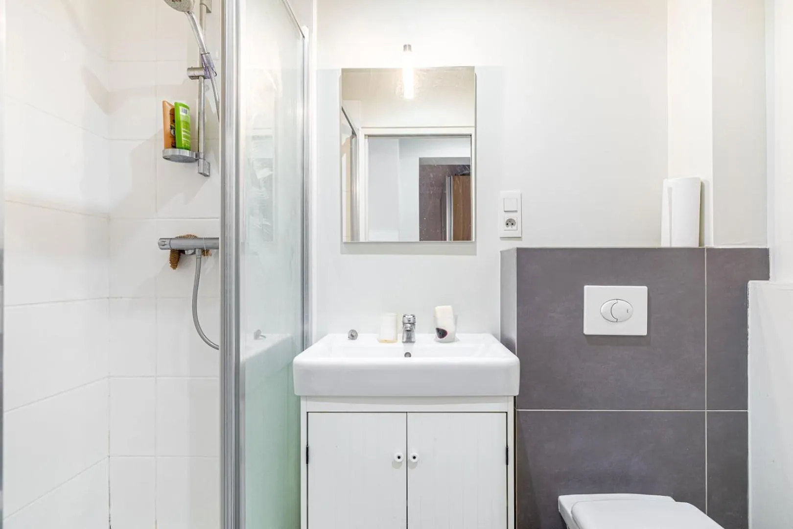 Guestready - Studio Parisien Pres Des Attractions France